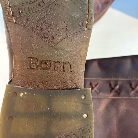 Born Women’s Brown Knee High Leather Boots

Size  8.5 - Picture 7 of 12